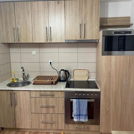 Apartmani Brod เซนิซา ภายนอก รูปภาพ