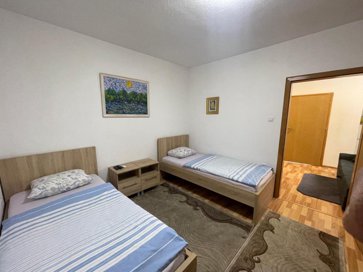 Apartmani Brod เซนิซา ภายนอก รูปภาพ